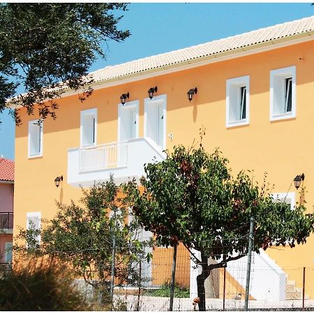 Retreat Apartments In Drosia - 2 Bedrooms Apartment Makris Gialos  外观 照片
